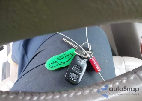 2006 Toyota Tundra Limited V8 из США, поврежденный, VIN 5TBDT48176S512561